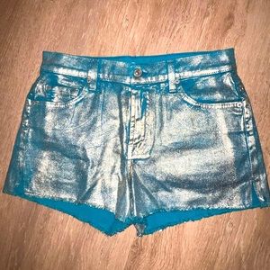 7 for all man kind 7FAMK blue chrome shorts. Super fun and flashy piece.